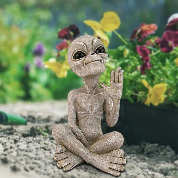 Resin Outer Space Alien Statue Outdoor Garden Figurine Alien Martians Decor  |  Resin Ornaments